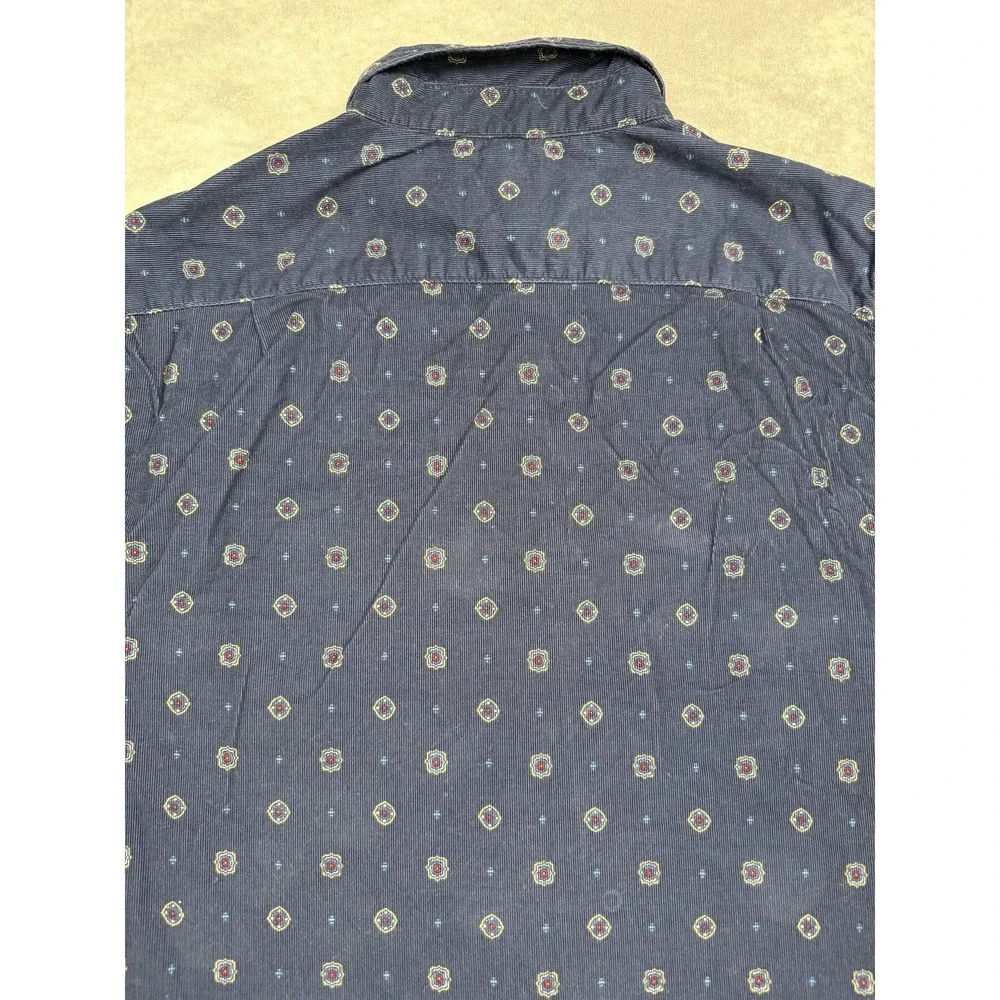 American Eagle Shirt Mens Large Medallion Print Corduroy Button Down Classic Fit